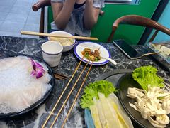 -钢管厂五区小郡肝火锅串串 Chuan Chuan hot pot
