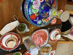-毛辣果·贵州红酸汤牛肉火锅(西单店)