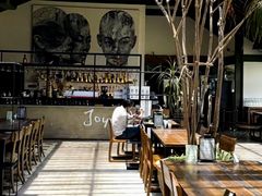 -喜洲吧·江畔老船厂·庭院餐厅(喜临院店)
