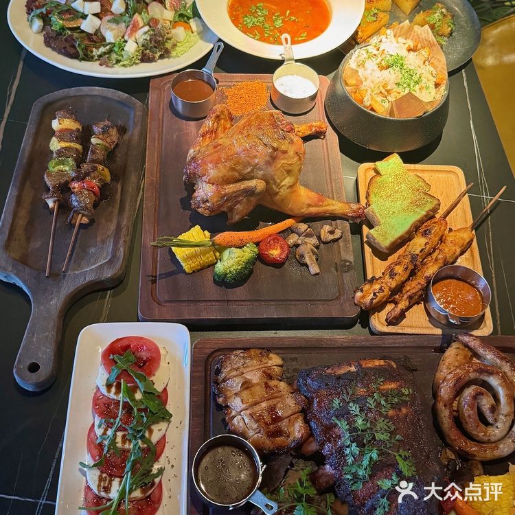 在杭州！！猛男餐厅真的有猛男