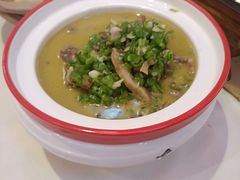 -霄汉牛三鲜湖北砂锅菜(万松园2店)