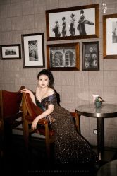 点击看大图 -拉瑞娜LaReine婚纱礼服高级定制