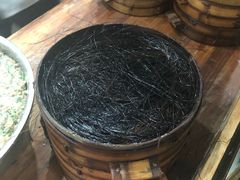 -舒小笼松针小笼包