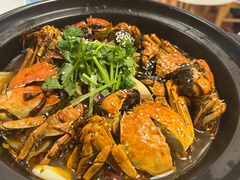【满黄鲜活】油焖大闸蟹-松哥油焖大虾.小龙虾.黑鸭煲(海岸城店)