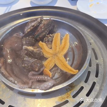 「一筐蛤蜊·青岛菜·蒸汽海鲜(唐岛湾店)」小红书上推