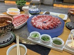 -额尔敦传统涮.冰煮羊火锅(乌兰察布体育场店)
