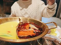 -小天鹅火锅·一线江景洪鼎旗舰店(洪崖洞店)