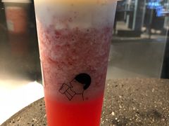 芝士莓莓-喜茶(北京三里屯太古里店)
