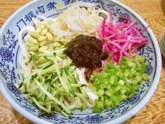 老北京炸酱面-门框胡同百年卤煮(新街口店)