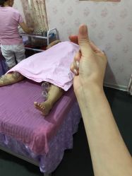 -苗塑堂减肥艾灸