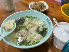 小馄饨-潘国仙耳光馄饨(黄家阙路店)