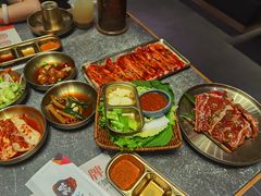-草家酱蟹炭火烤肉店(珲春南路一店)