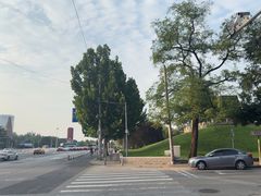 -元大都城垣遗址公园