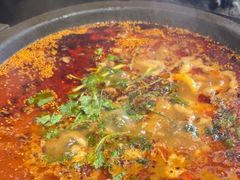 -灶知轩湘西石锅鱼(万佳广场店)