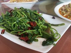 炝炒空心菜-y牌太安鱼