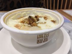 琥珀果仁双皮奶(热)-满记甜品(湖滨店)