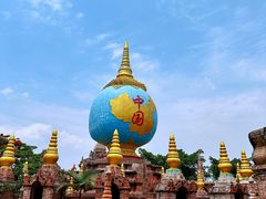 -一寨两国风景区