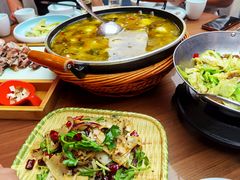 -有红鸡毛店·川菜(建设路店)