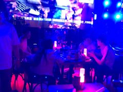 -胡桃里乐队酒馆