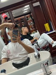 -绅仕門男士理发馆