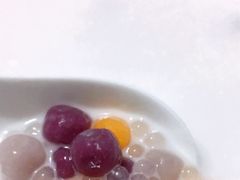 椰汁芋圆西米-传统糖水