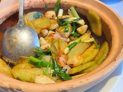 -八府香鸭·啫啫煲(华山路店)