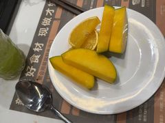 -金马门国际美食百汇(珞喻路店)