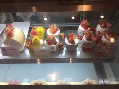-花花卷卷·鲜食蛋糕(静安久光百货店)