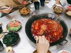 -扎起市井老火锅(乐山总店)