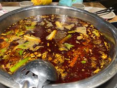 -肖肖酸萝卜鱼火锅(总店)