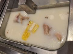 骨头火锅锅底-海底捞火锅(长宁路龙之梦店)
