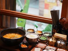 -银米·云南传统过桥米线(双廊黑金冠店)