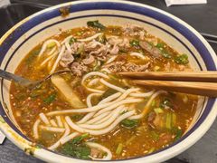 -云阿蛮云南生烫牛肉米线(奉贤路店)