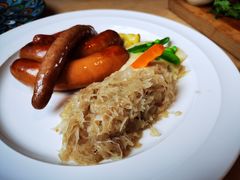 -LENBACH兰巴赫西餐啤酒坊(大连东港店)