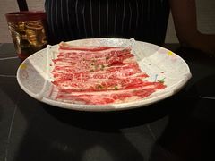 -山川小町·极番烧肉(新地假日广场店)