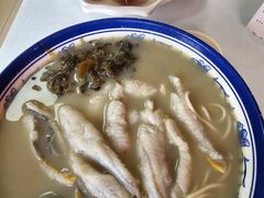 -明呈黄鱼面馆(斜土路店)