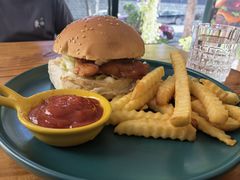 烤嫩鸡汉堡-MrBurger汉堡披萨意面(东财店)