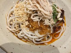 老昆明凉米线-半山腰·云南菜(侨福芳草地店)