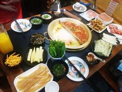 -沸炉重庆老火锅(军事博物馆店)