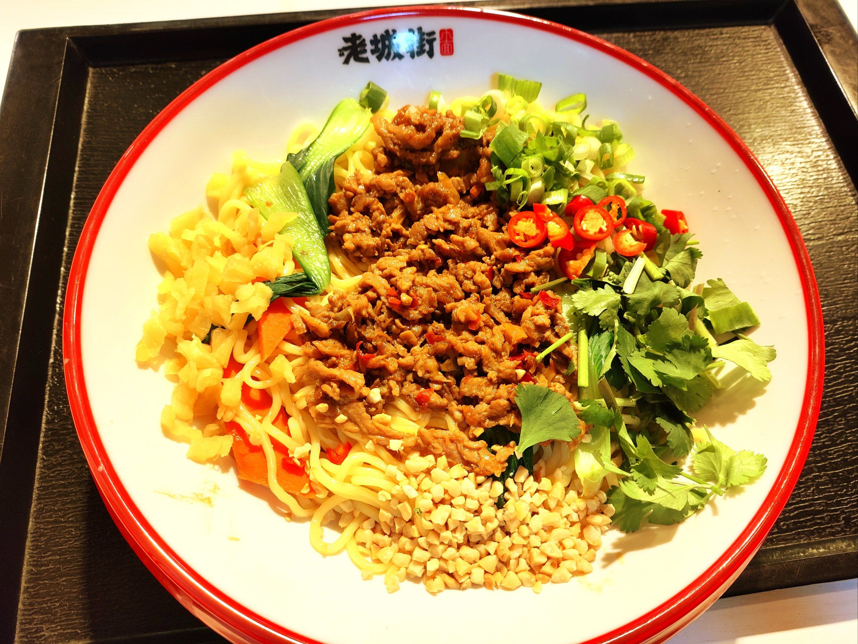 王牌生椒牛肉.巴适肥肠面.鸡排面.香牛肉
