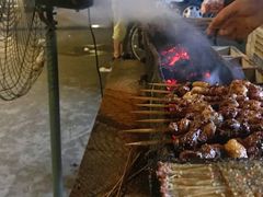 -劳动公园新疆人烤腰子