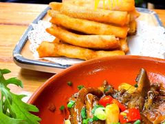 -霄汉牛三鲜湖北砂锅菜(万松园2店)