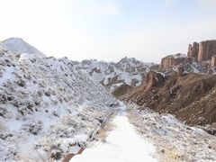 -冰沟丹霞旅游景区