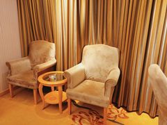 -维也纳酒店(广州南站汉溪长隆地铁站景区店)