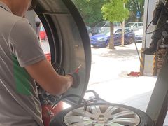 -捷之洁·米其林轮胎汽车维修保养(浦江镇江月路店)