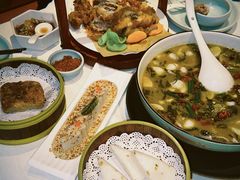-江城小馆陕南妈妈菜·全球旅行餐厅(钟楼店)