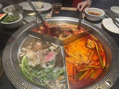 -廖掌柜·重庆鲜货火锅(上海首店)