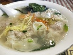 -长人馄饨铺(解放街店)