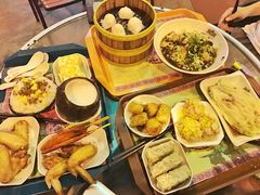 -海口骑楼小吃街