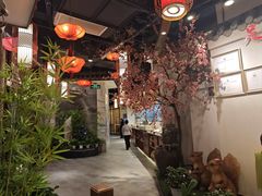 -万重锦·人文川菜馆(骡马市店)